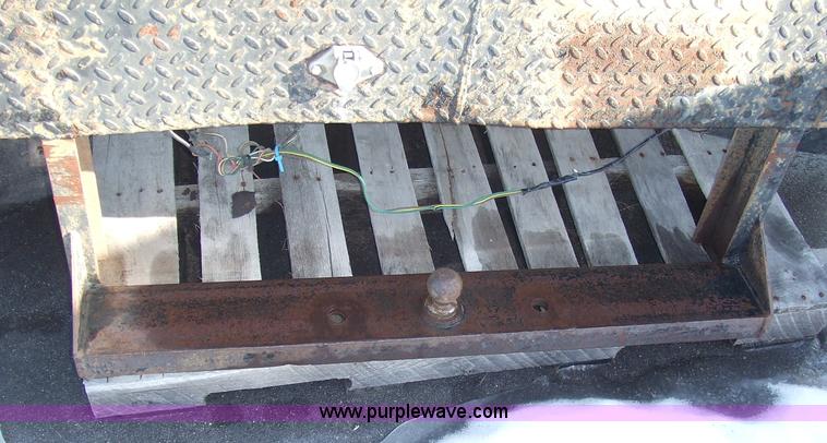 image for item 6623 Pickup truck flat bed