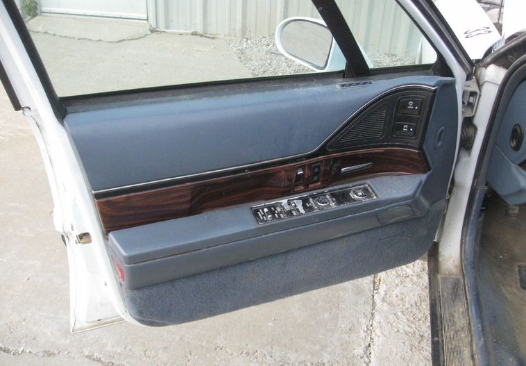 image for item 6650 1997 Buick Lesabre custom