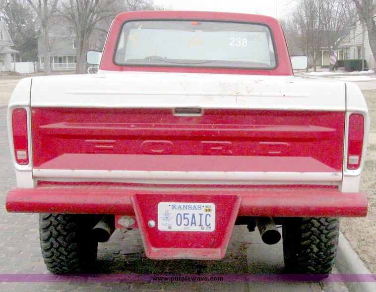 image for item 6806 1978 Ford F-150 custom pickup truck