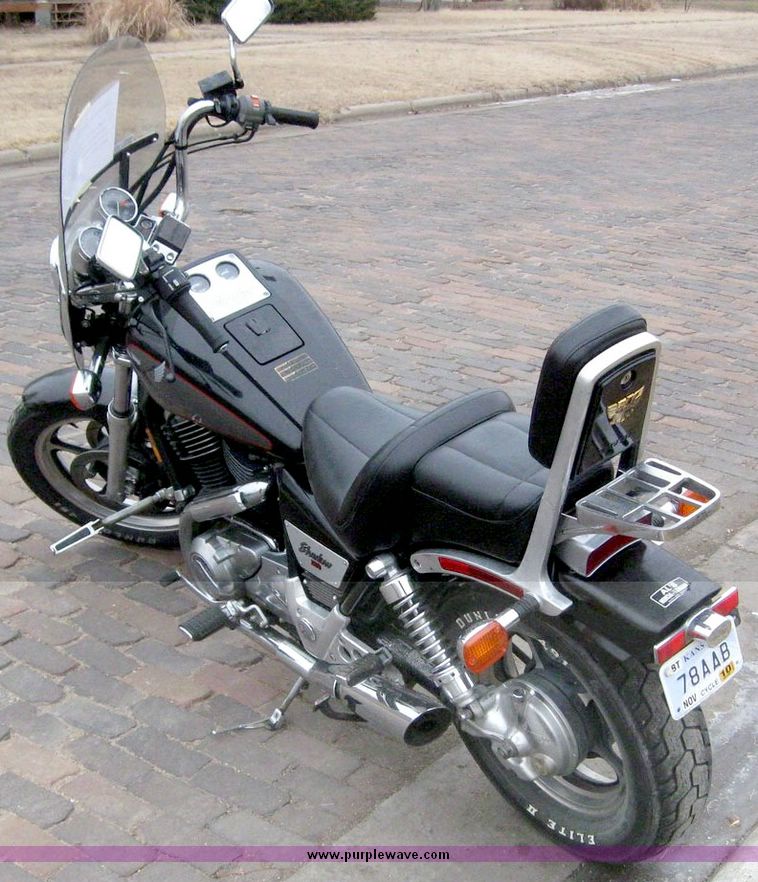 image for item 6807 1986 Honda Shadow VT
