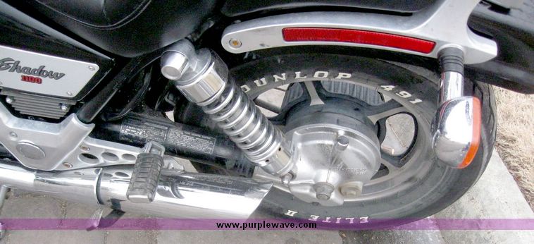 image for item 6807 1986 Honda Shadow VT
