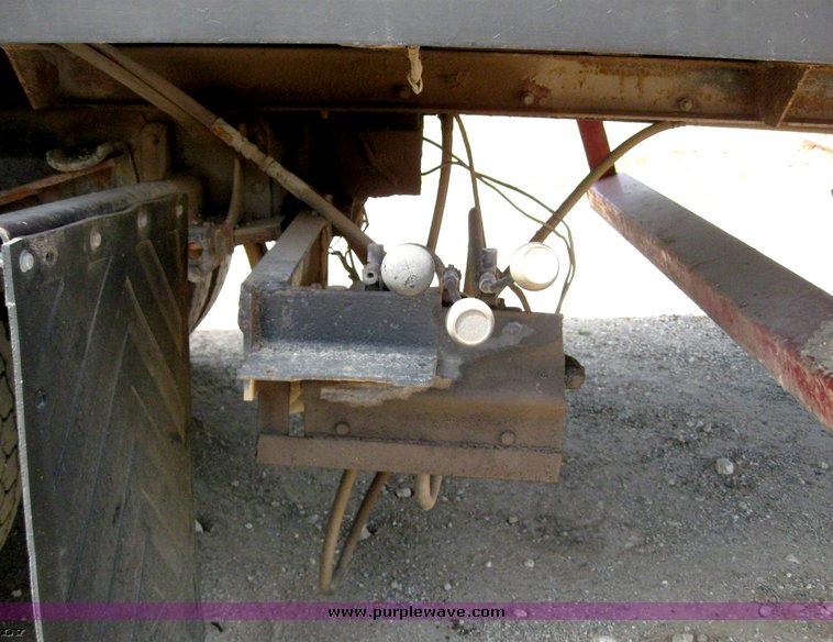 image for item 8884 1986 Volvo Mac F613 rollback with winch