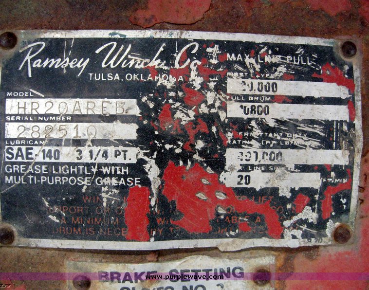 image for item 8884 1986 Volvo Mac F613 rollback with winch