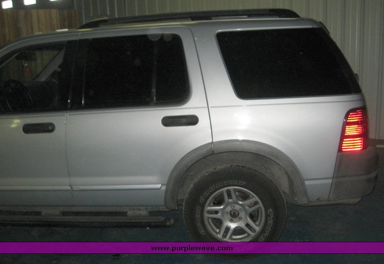 image for item 8979 2002 Ford Explorer XLS