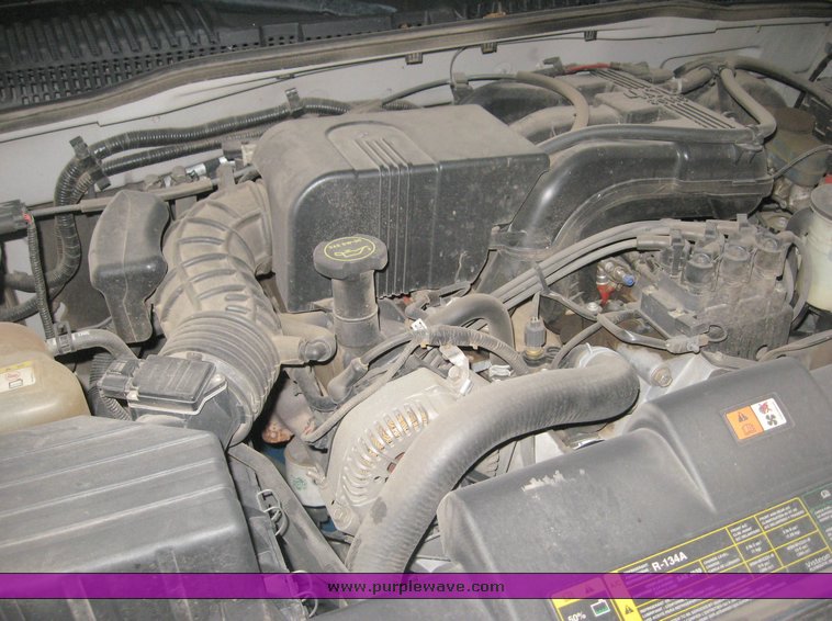 image for item 8979 2002 Ford Explorer XLS