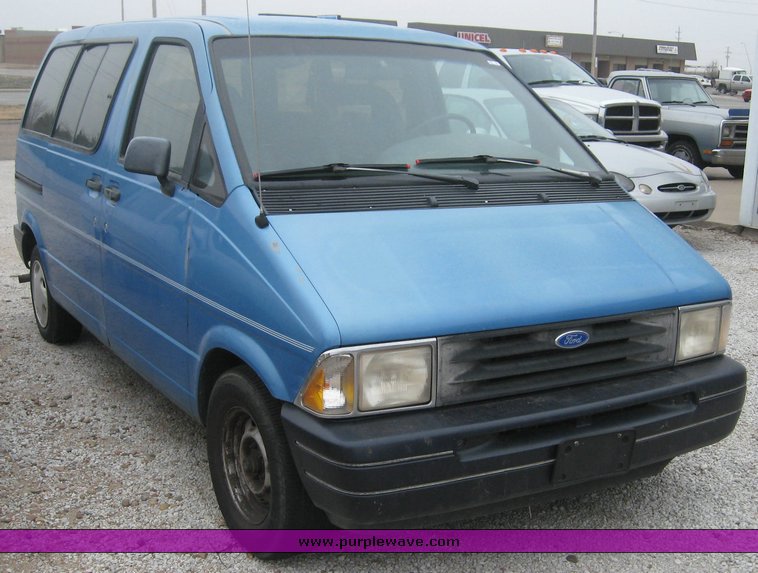 image for item 8980 1993 Ford Aerostar sports van
