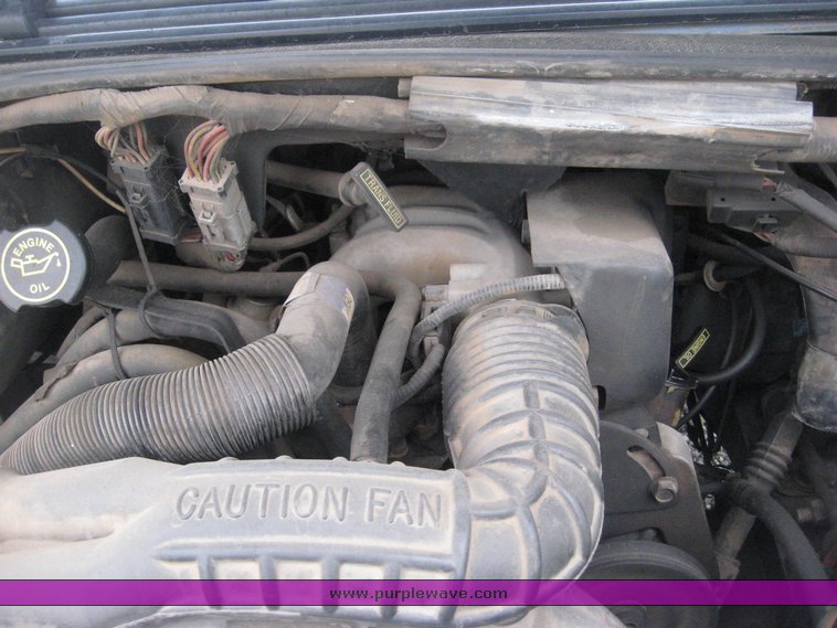 image for item 8980 1993 Ford Aerostar sports van