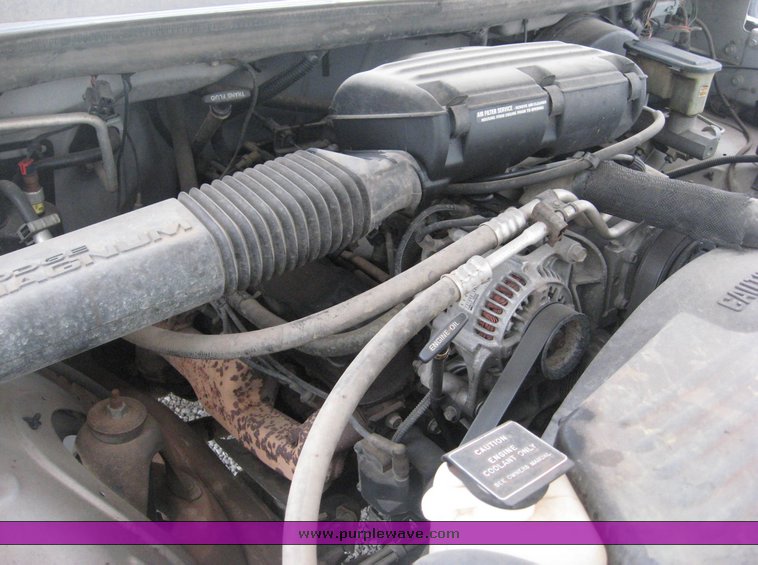 image for item 8981 1995 Dodge Ram 1500 pickup truck