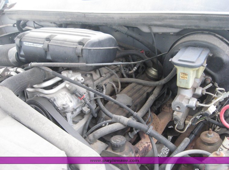 image for item 8981 1995 Dodge Ram 1500 pickup truck