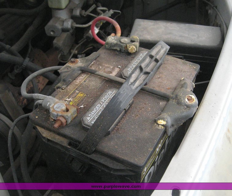 image for item 8981 1995 Dodge Ram 1500 pickup truck