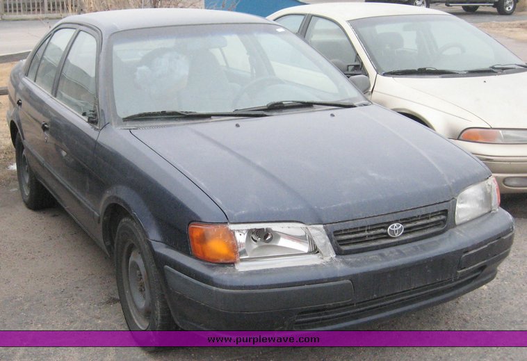 image for item 8986 1997 Toyota Tercel CE