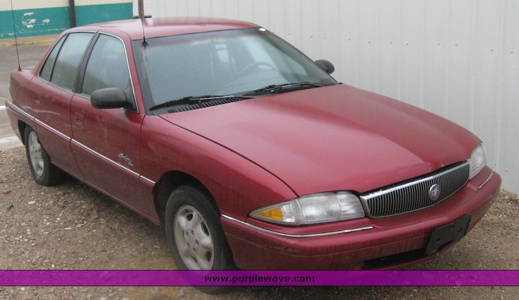 image for item 8987 1997 Buick Skylark custom