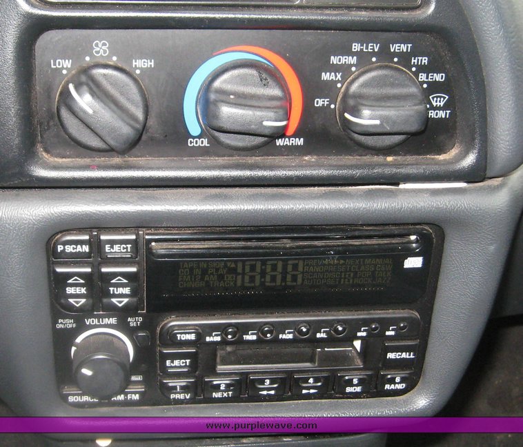 image for item 8987 1997 Buick Skylark custom