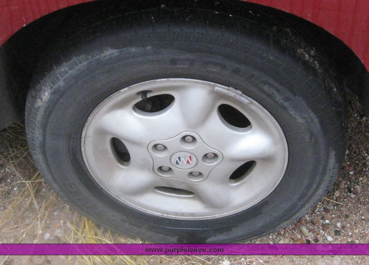 image for item 8987 1997 Buick Skylark custom