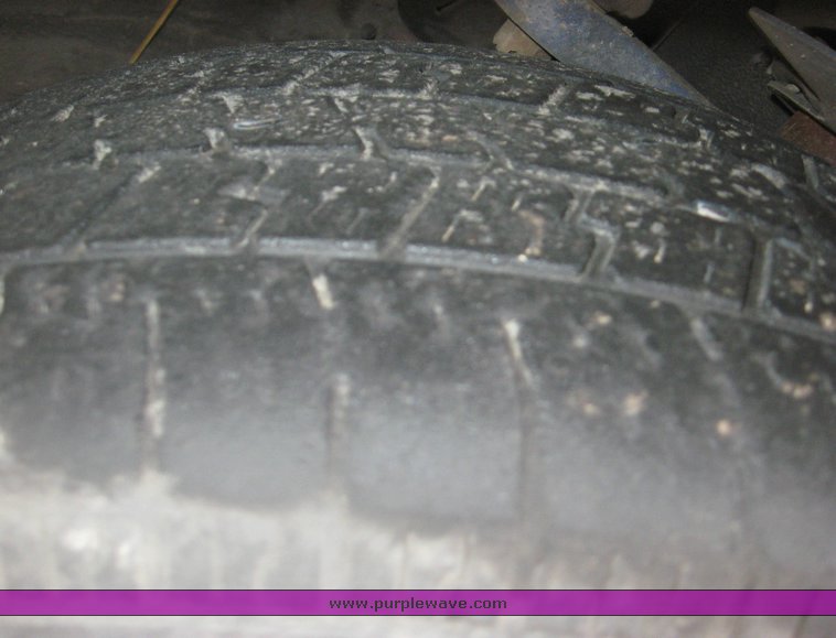 image for item 8987 1997 Buick Skylark custom