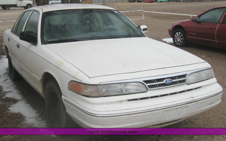 image for item 8988 1997 Ford Crown Victoria Police Interceptor