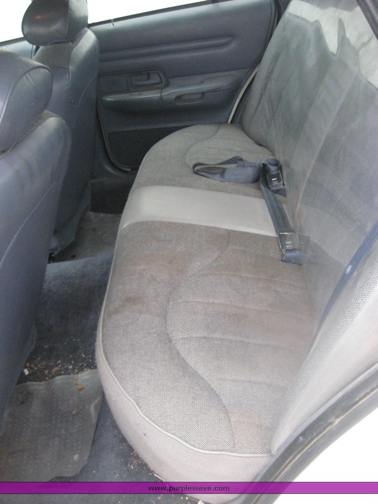 image for item 8988 1997 Ford Crown Victoria Police Interceptor