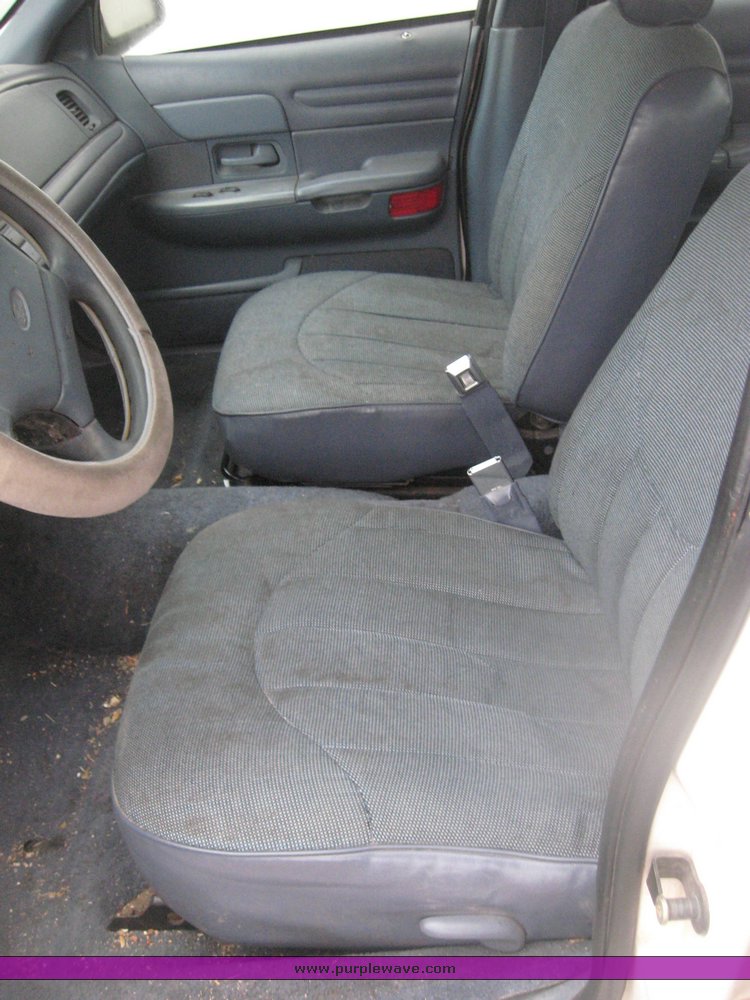 image for item 8988 1997 Ford Crown Victoria Police Interceptor