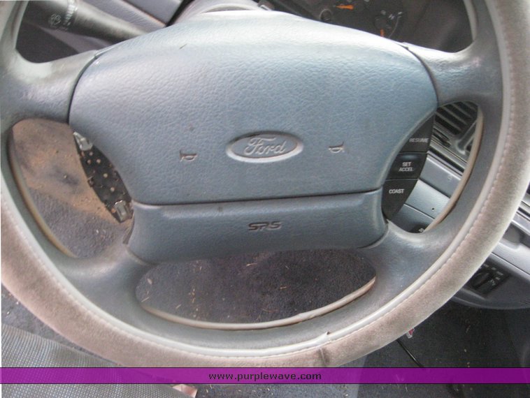 image for item 8988 1997 Ford Crown Victoria Police Interceptor