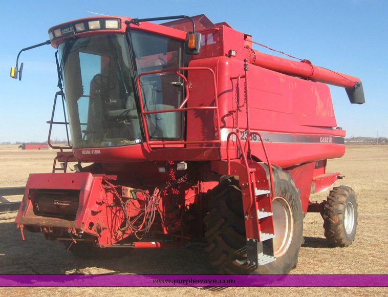 image for item 3810 1999 Case IH 2388 combine