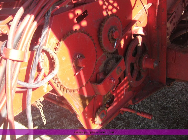 image for item 3810 1999 Case IH 2388 combine