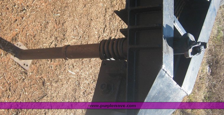 image for item 3812 Single axle semi trailer dolly