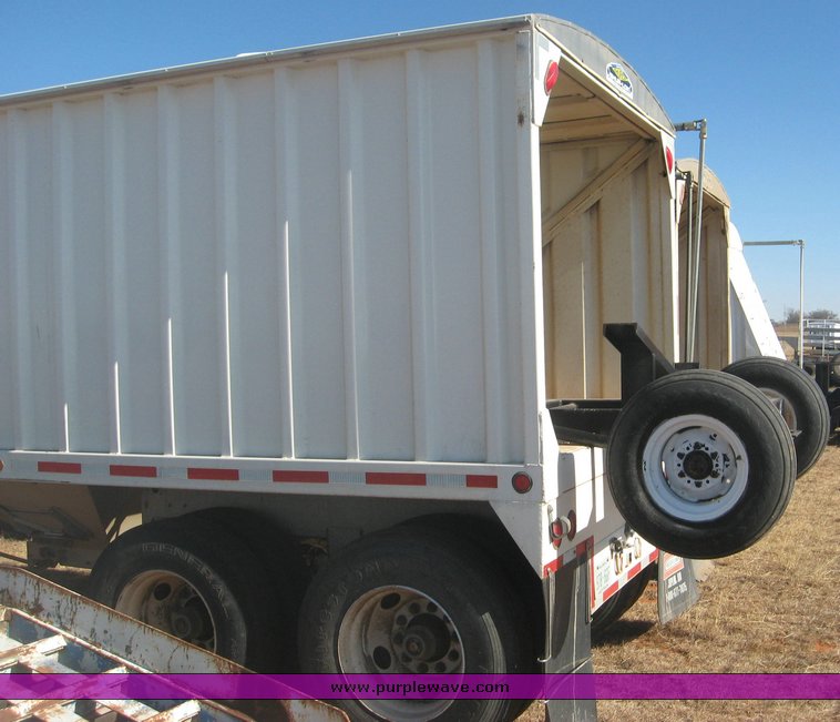 image for item 3813 2004 Shopbuilt grain hopper trailer with header cradle