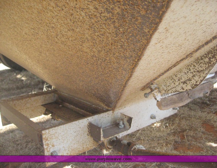 image for item 3813 2004 Shopbuilt grain hopper trailer with header cradle