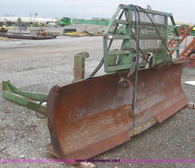 image for item 6839 John Deere dozer blade