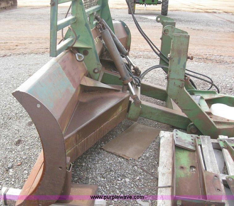 image for item 6839 John Deere dozer blade