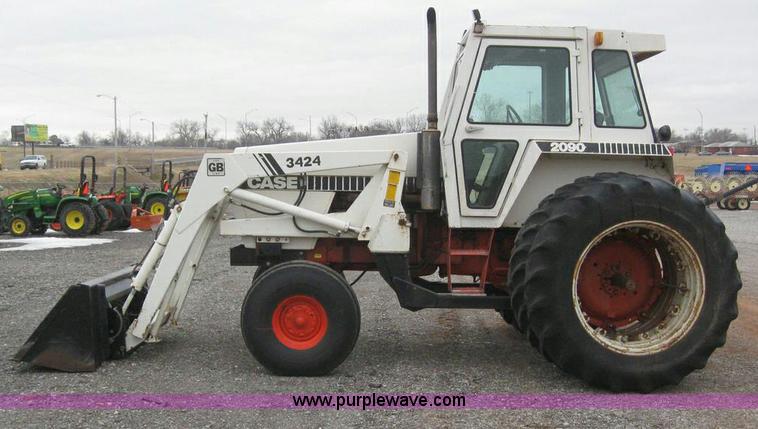 image for item 6840 Case 2090 tractor with loader