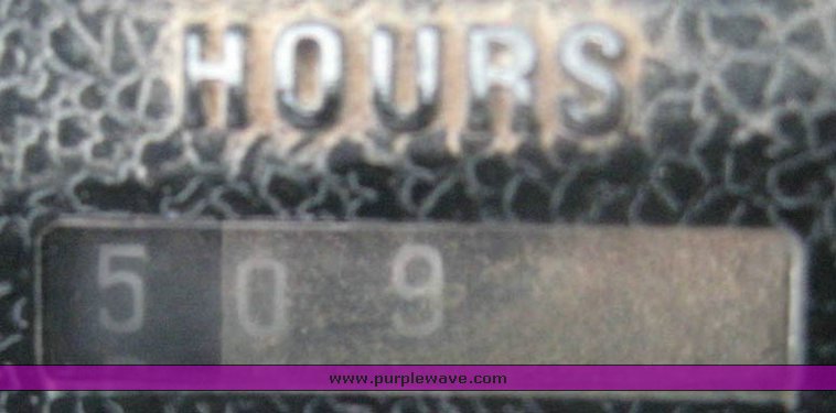 image for item 8992 1979 International 1480 combine