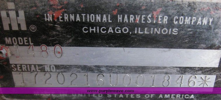 image for item 8992 1979 International 1480 combine