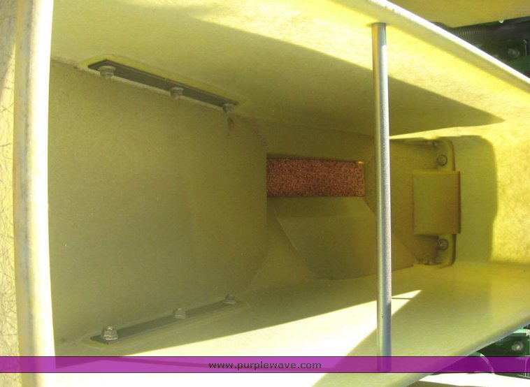 image for item 8994 1997 John Deere 1780 MaxEmerge Plus Vacumeter planter