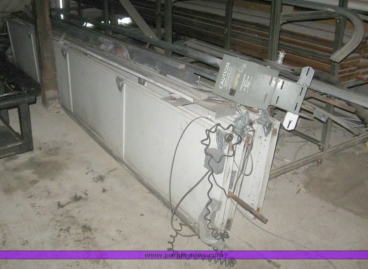 image for item 6861 14' x 10' garage door