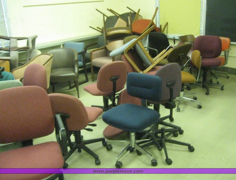 image for item 6868 Approximately 30 assorted office chairs