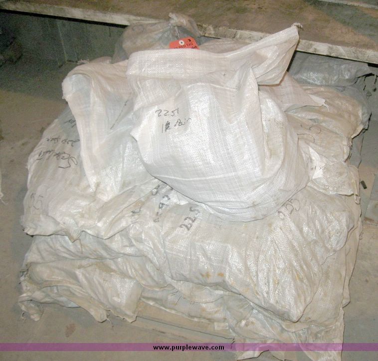 image for item 6882 (27) pairs of 10" x 20" tire chains