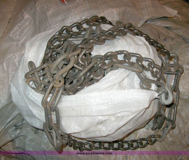 image for item 6882 (27) pairs of 10" x 20" tire chains