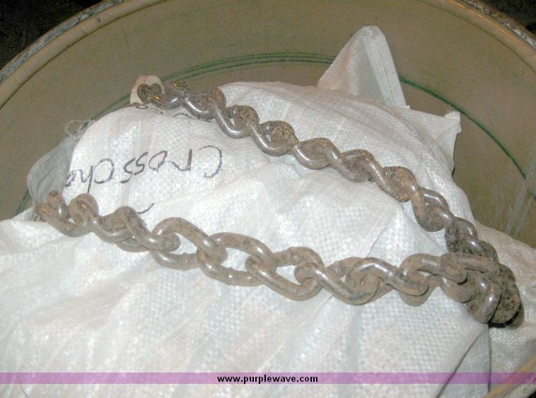 image for item 6886 (520) 9/0 x 17 cross chains