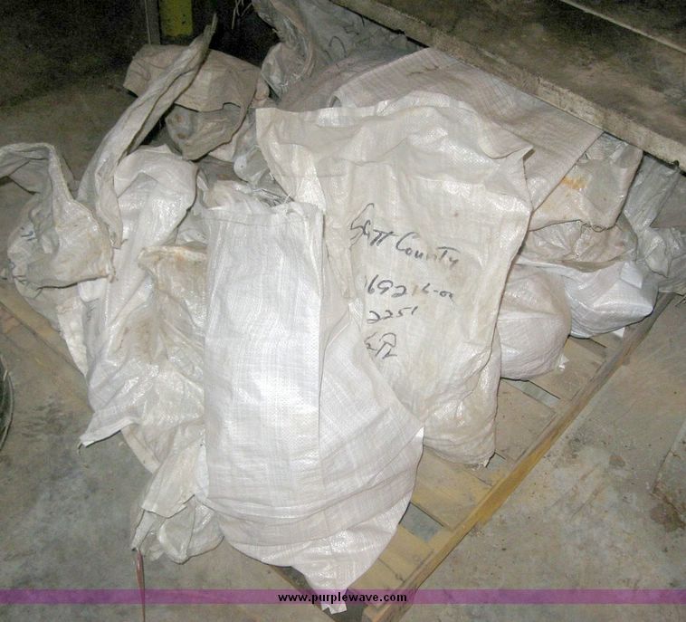 image for item 6887 (26) pairs of 10" x 20" tire chains