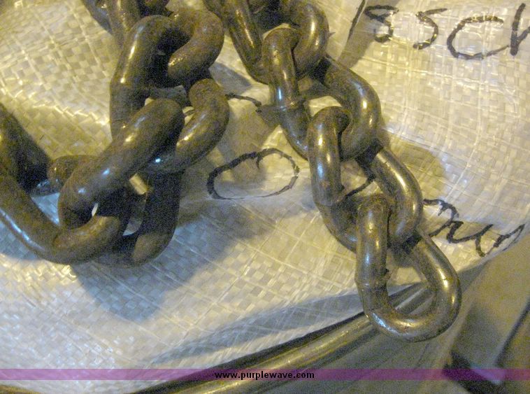 image for item 6888 (490) 9/0 x 17 cross chains
