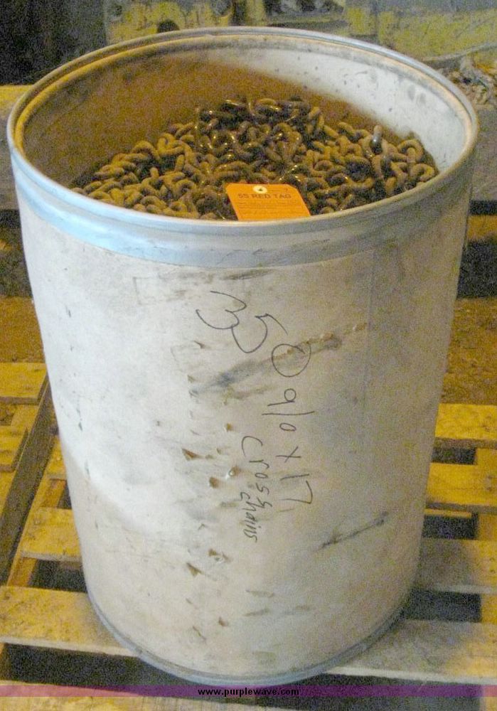 image for item 6889 (350) 9/0 x 17 cross chains