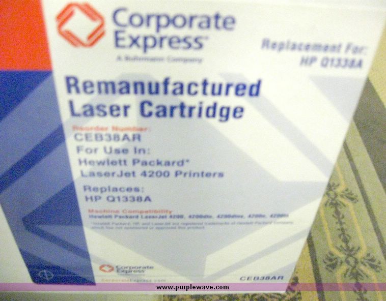 image for item 7678 Assorted accessories