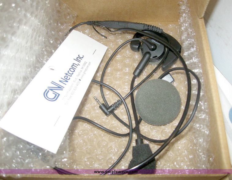 image for item 7678 Assorted accessories