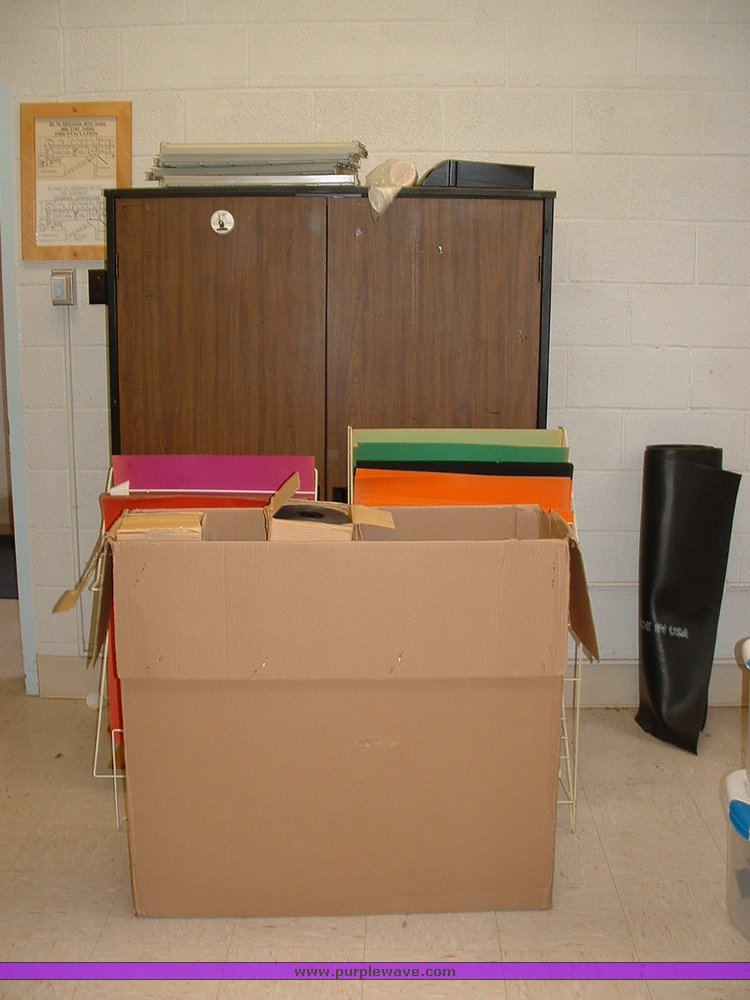 image for item 1000 Large assortment of office items