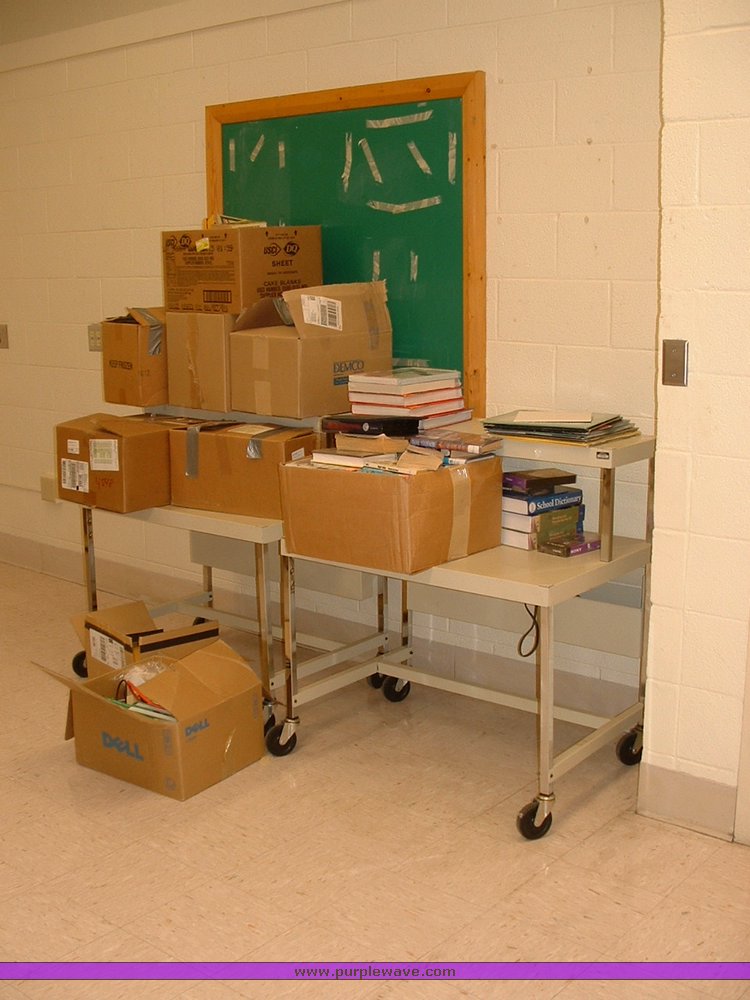 image for item 1000 Large assortment of office items