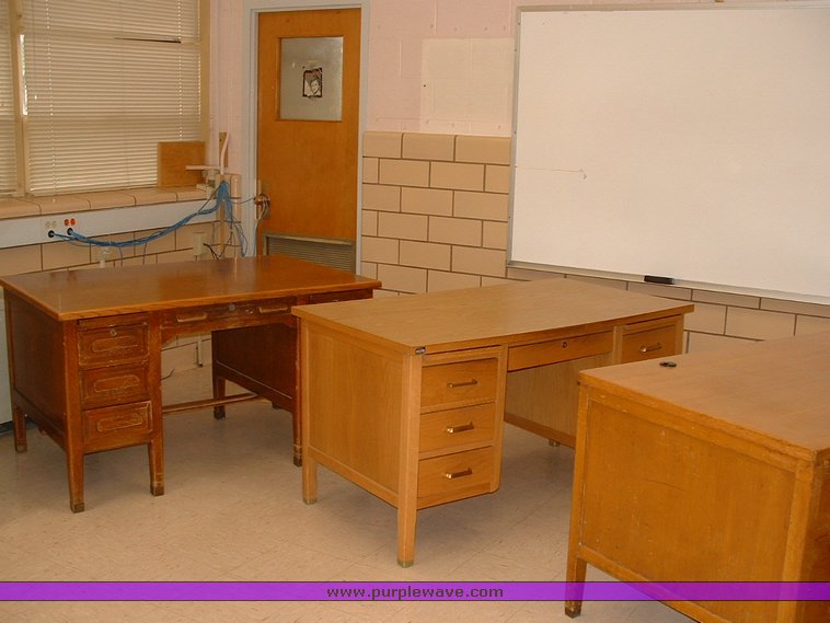 image for item 1000 Large assortment of office items