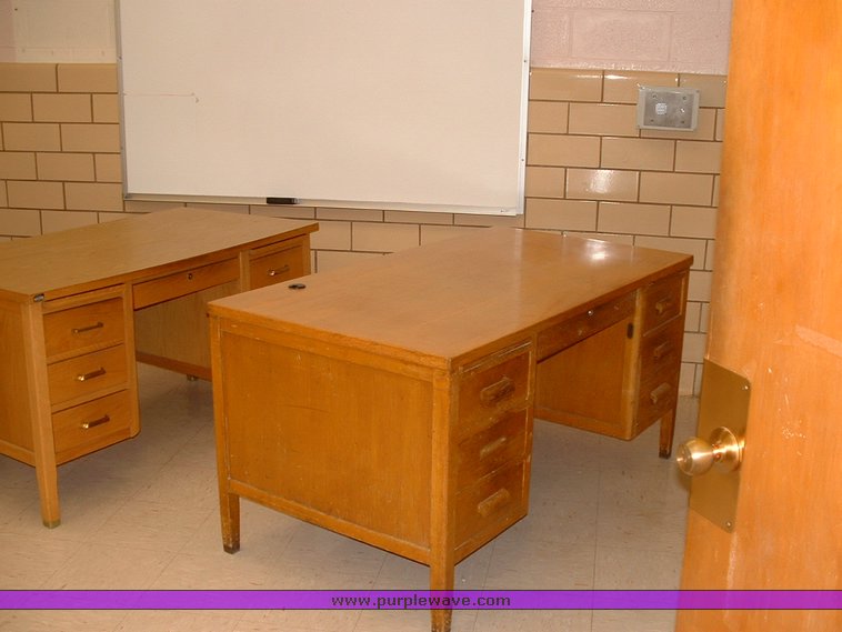 image for item 1000 Large assortment of office items