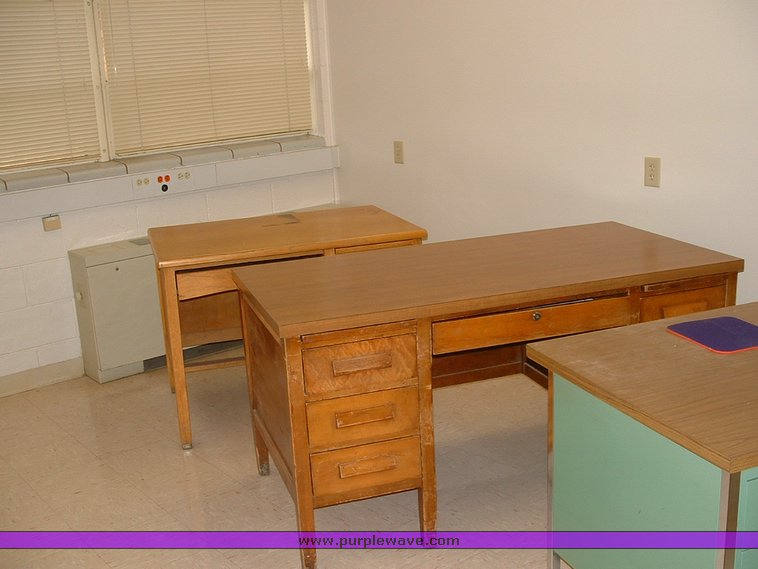 image for item 1000 Large assortment of office items