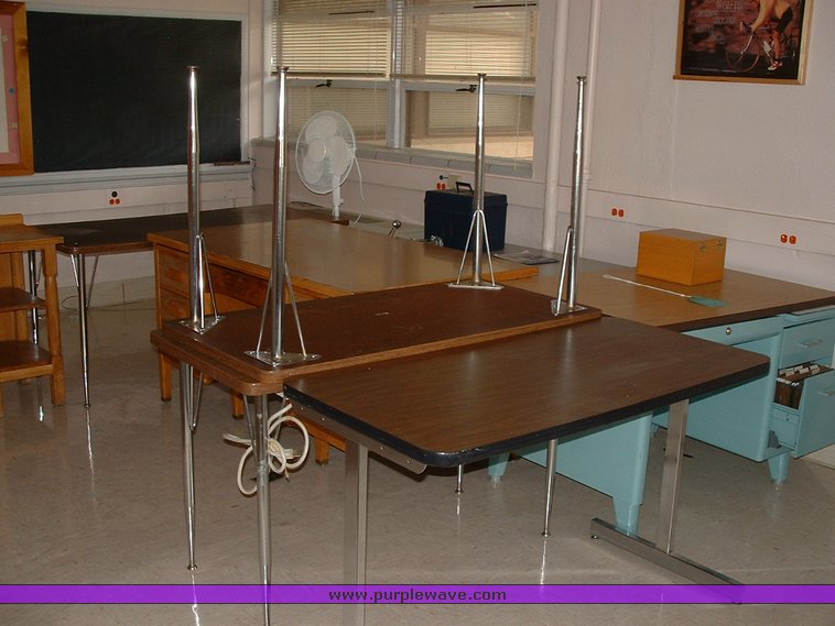 image for item 1000 Large assortment of office items